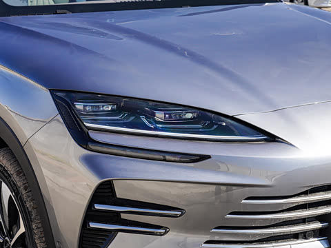 2025 BYD Song Plus Image 28